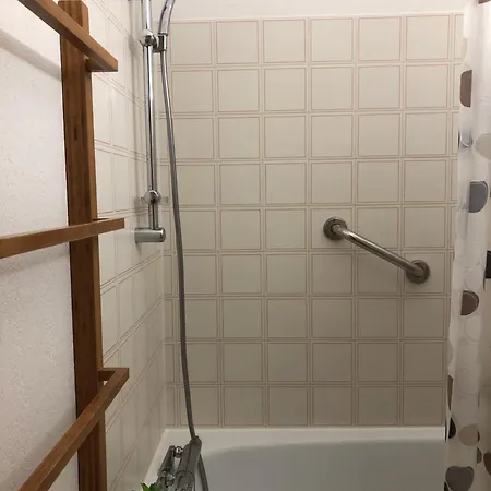 Le St * ル・ラヴァンドゥー