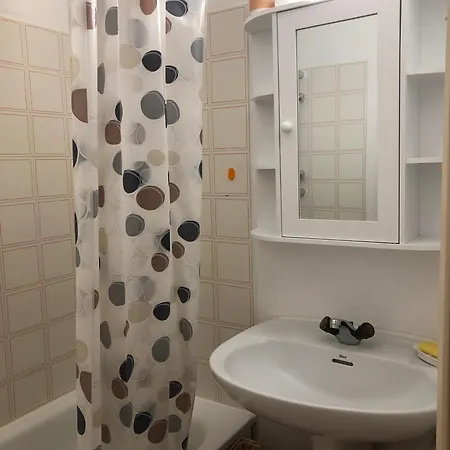 Le St Apartment *
